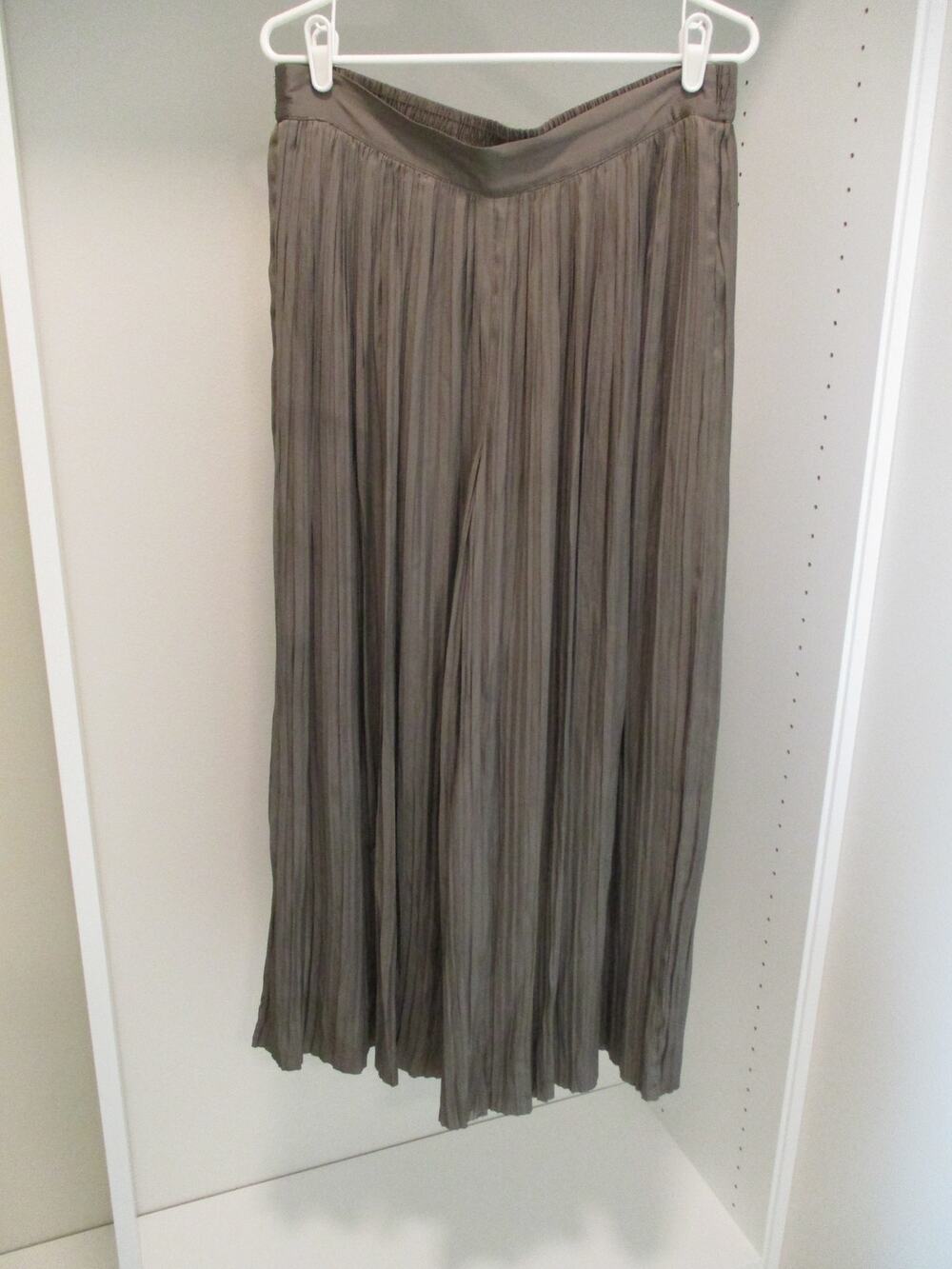 TAHARI BROWN CULOTTE WIDE LEGGED CAPRI PANTS SIZE LARGE